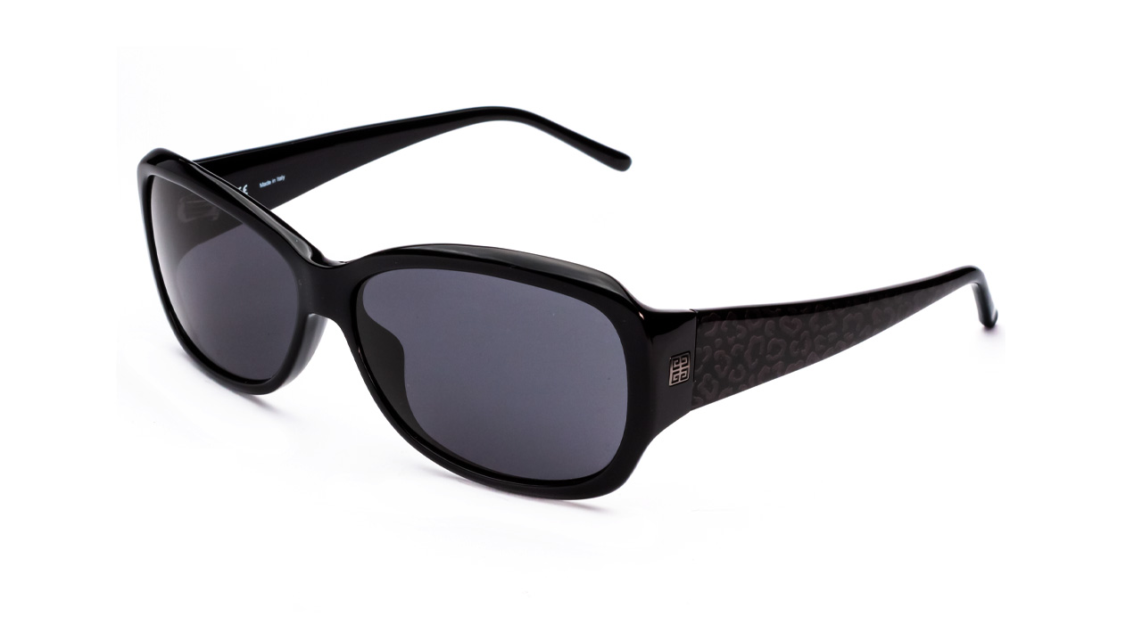 Givenchy sgv769 0700